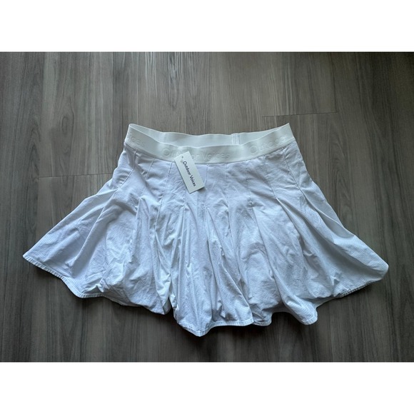 NWT! Outdoor Voices Sport Skort White 4" size Large‎ - Picture 1 of 5